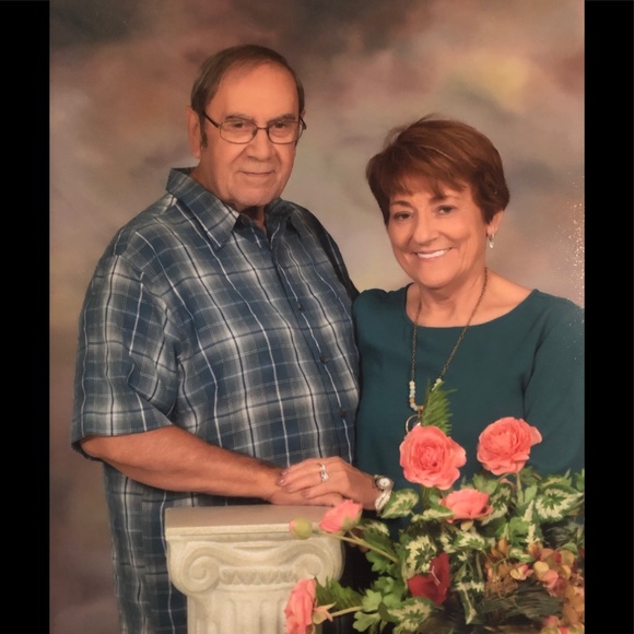 Meet your Posher - Picture 4 of 9